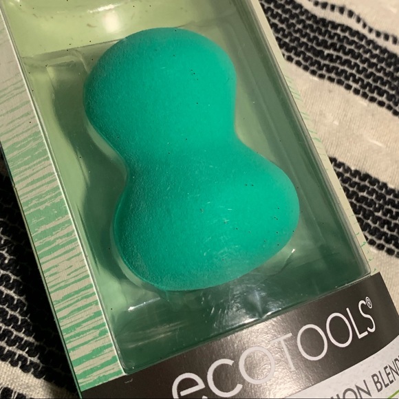 M_5bf25c02aa8770b150aee90e